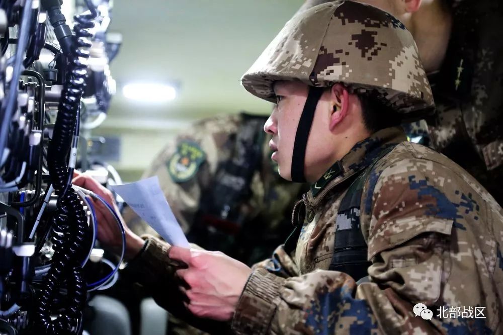 雪冷风疾,信息战酣:第80集团军某旅组织通信专