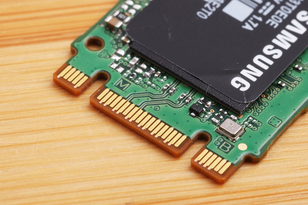 64层3D TLC闪存 三星860 EVO 2TB SSD图赏