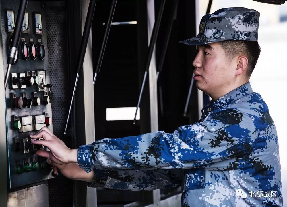 待命出击:北部战区空军某场站组织节日战备拉