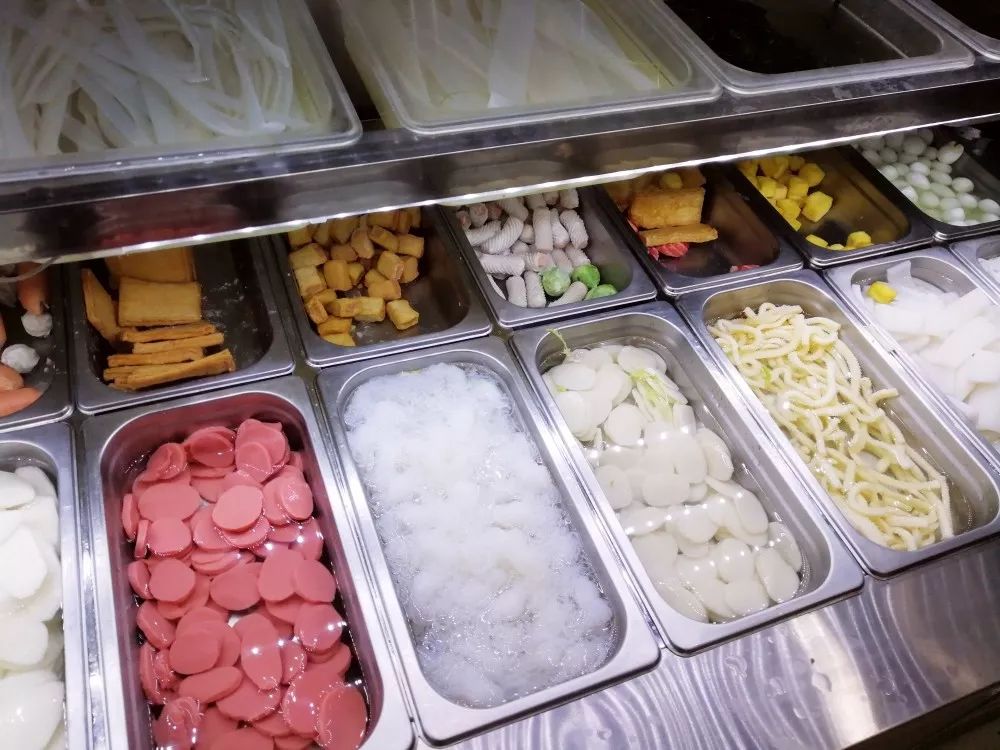 食材看起来卖相不错,很期待这家的麻辣烫哦