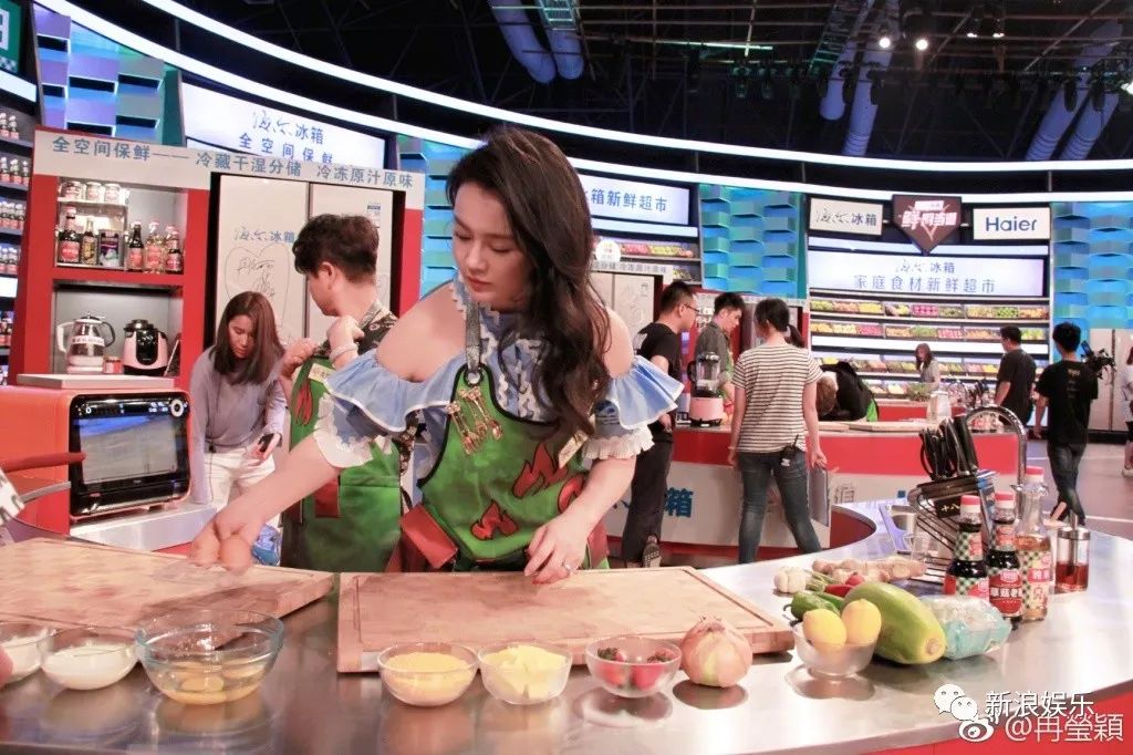 炒作邹市明眼伤？为自己拍电视剧造势？她这回争议不小！