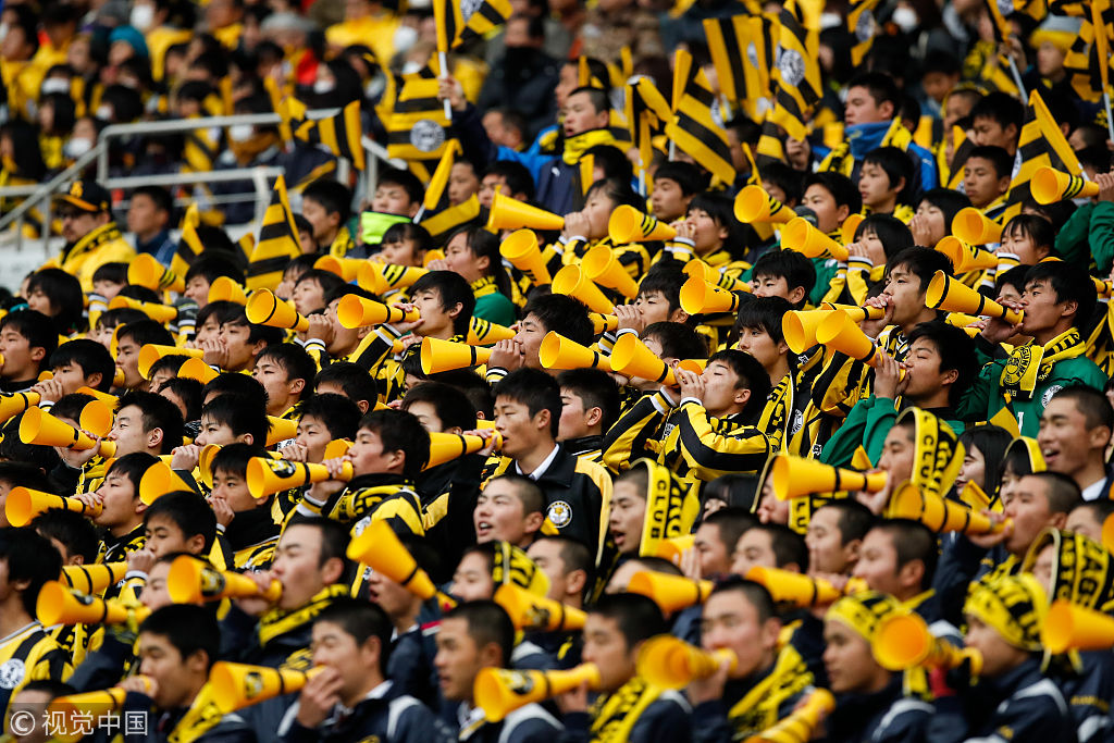 日本高中足球联赛决赛引四万余人观赛 球队夺