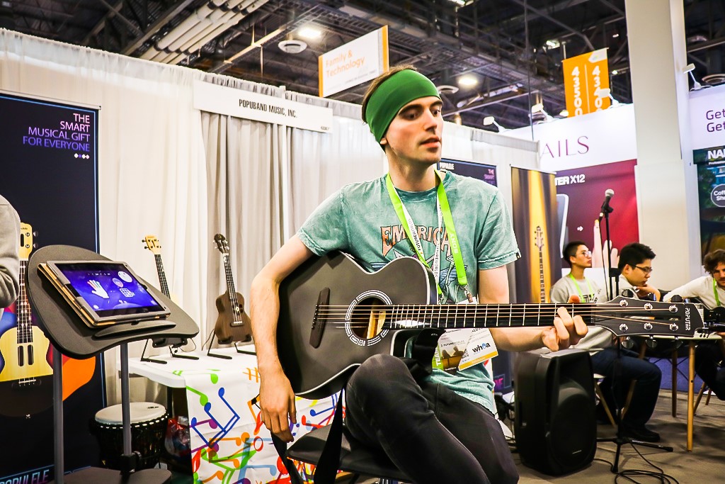 ulele参加2018 CES国际消费电子展|App|吉他|尤