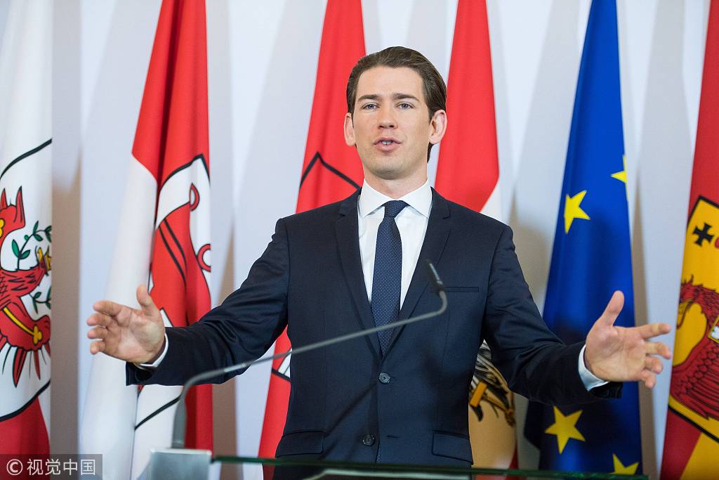 奥地利新任总理库尔茨出席记者会 发表演讲帅