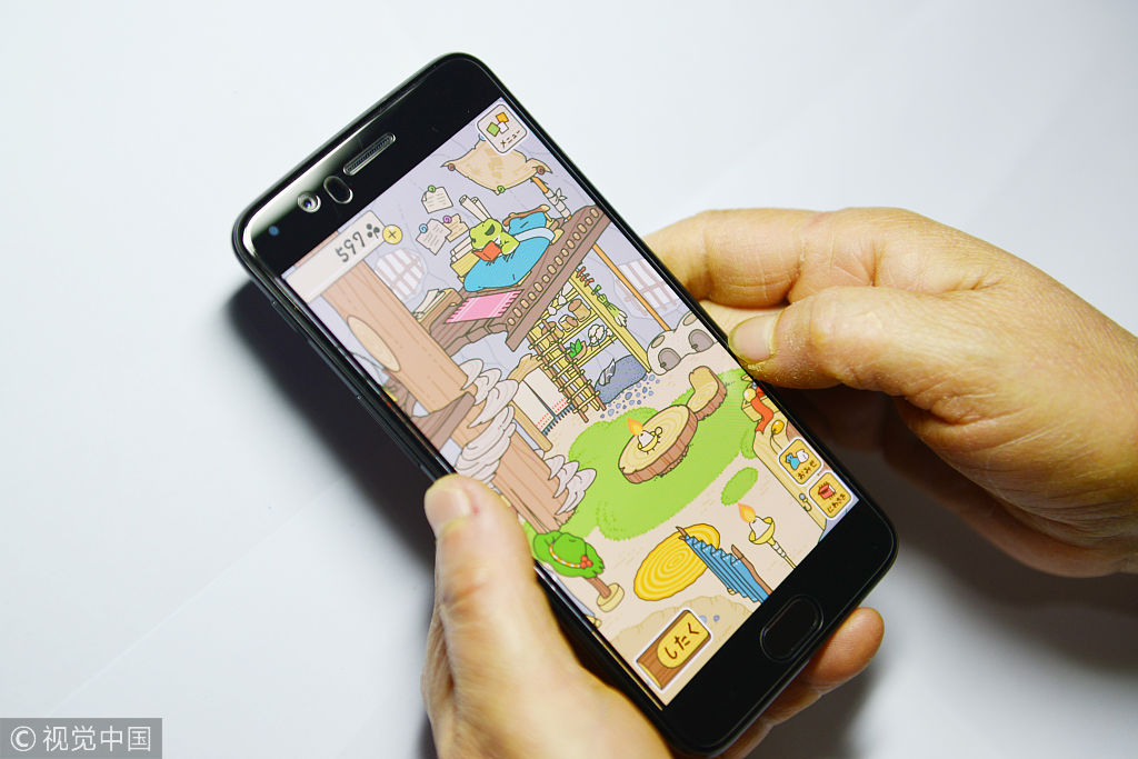 蛙是假的,空巢青年的孤单寂寞才是真的|孤单