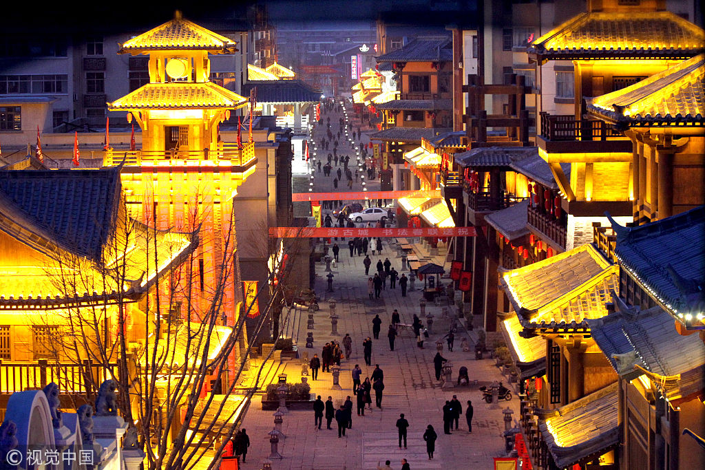 河南许昌曹魏古城开街在即 夜色流光溢彩绚丽迷人