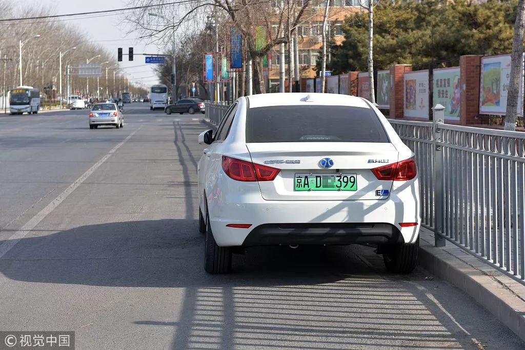 新能源、无人驾驶汽车，中国汽车企业走向世界!