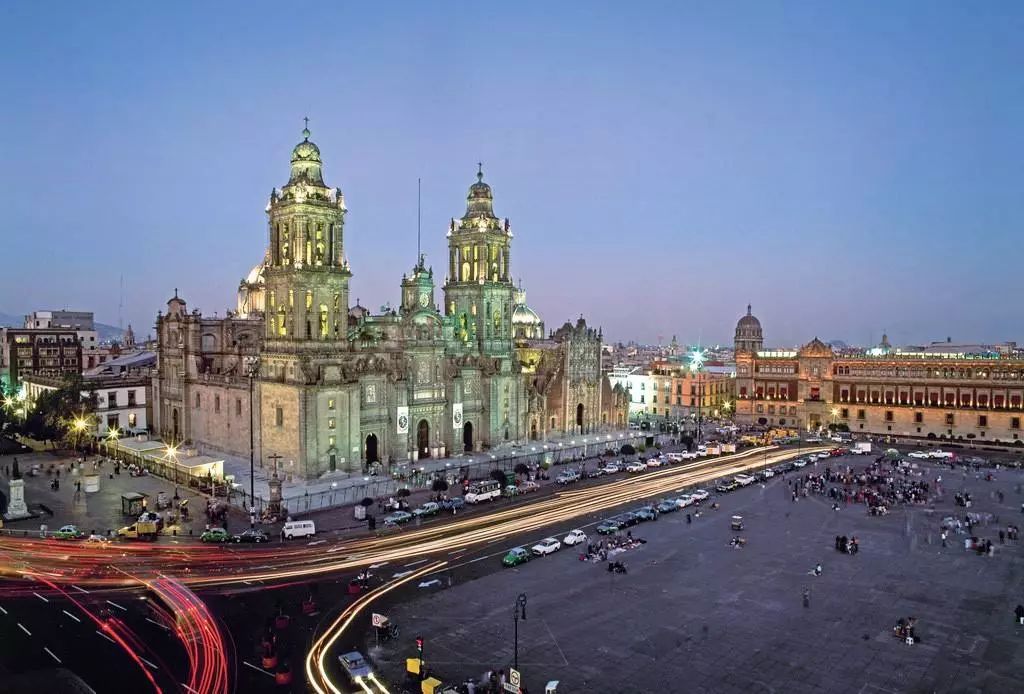 这个国家给全世界写了一封情书 你看着笑了又