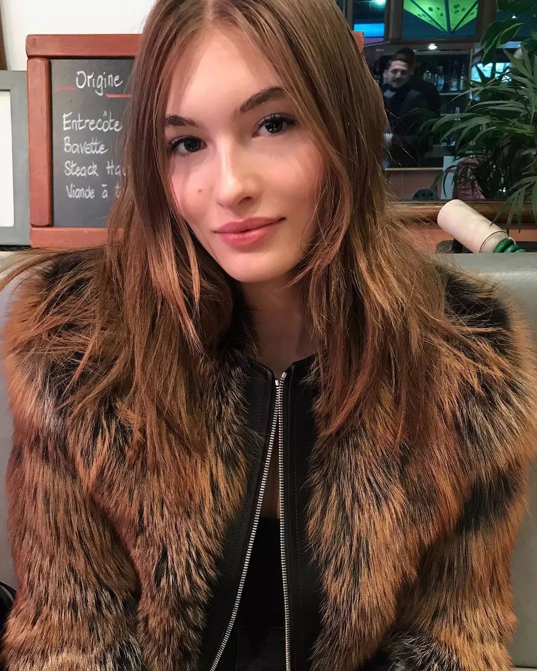 美国何穗grace elizabeth,美得让老佛爷都放下对维密的仇