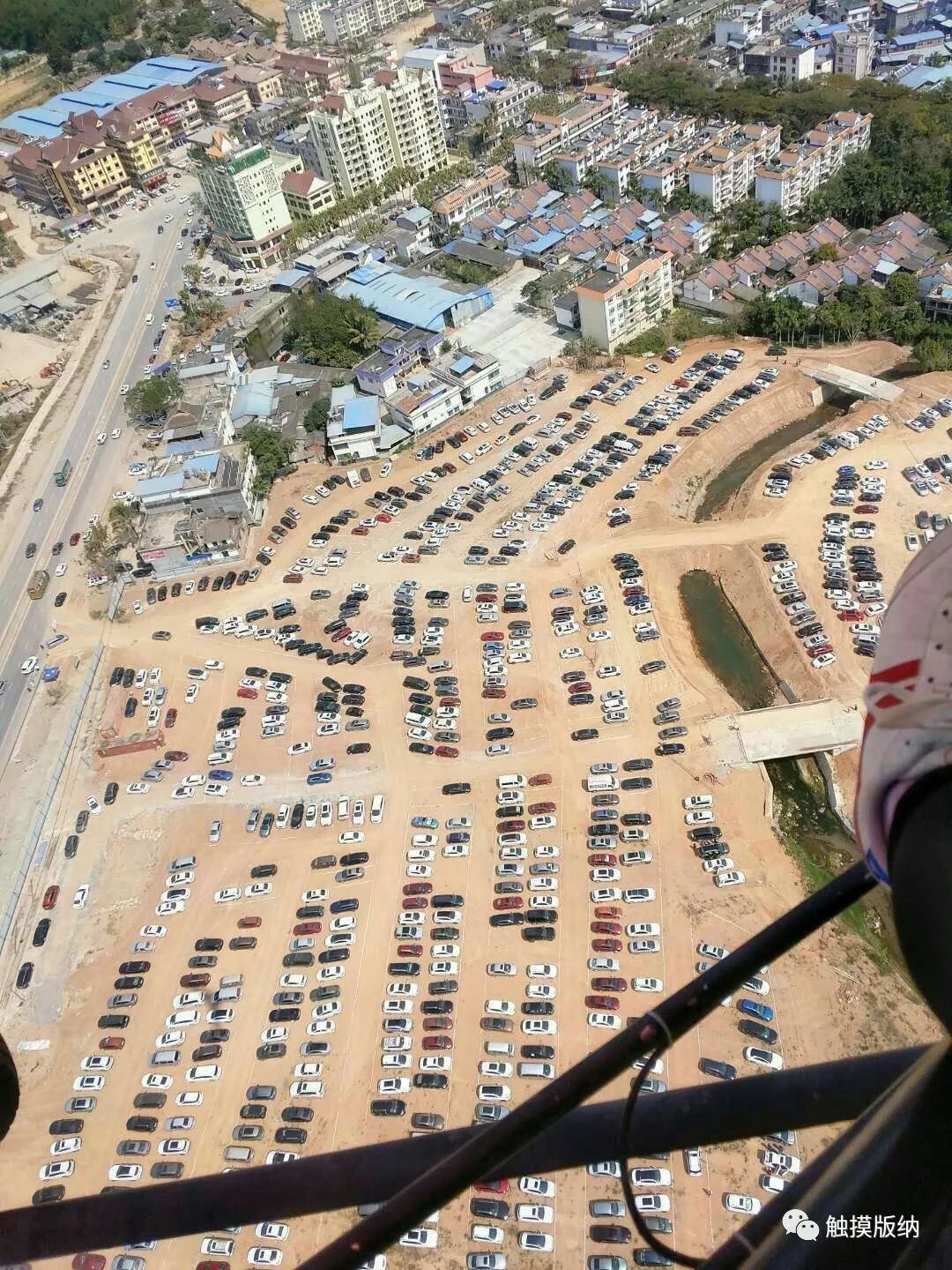 史上最堵!百万大军春节突袭版纳,多地沦陷!还有大批人马在前进