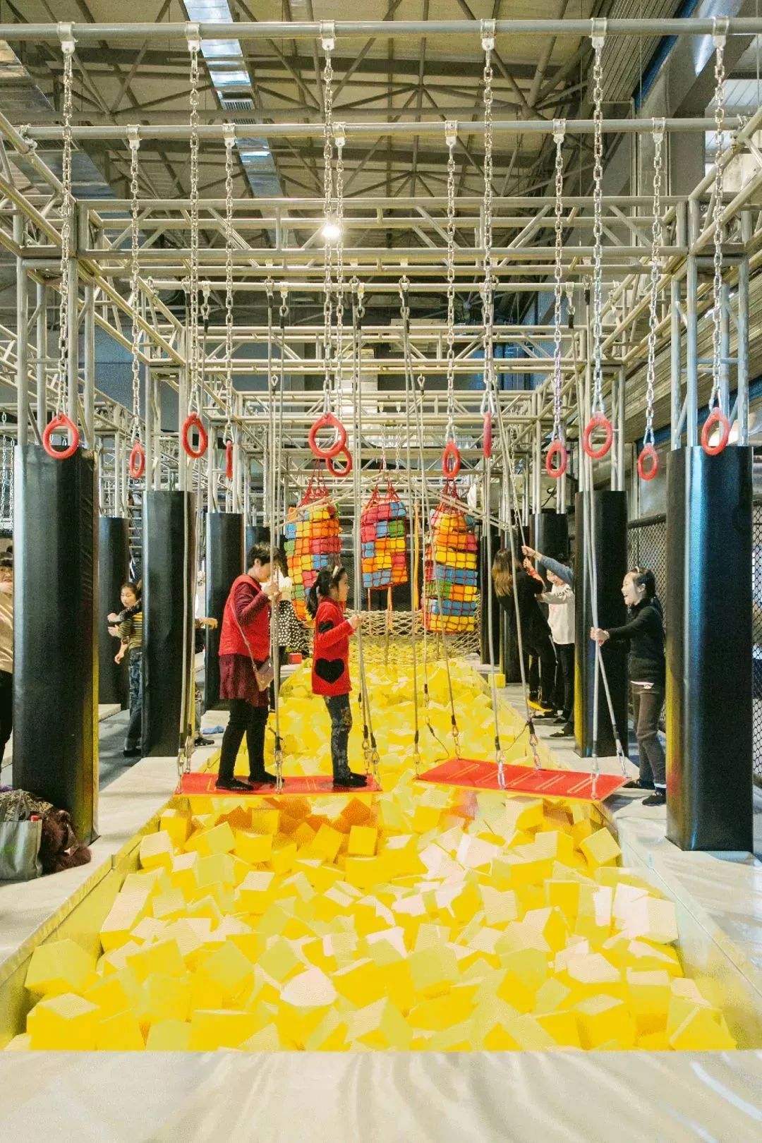 天津首家超大游乐场开业了！6000平超大蹦床、淘气堡！100张门票免费送！