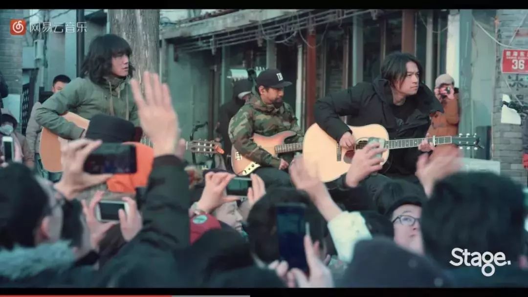 人物 | 零下7度的寒冬,朴树在北京公园给一群陌