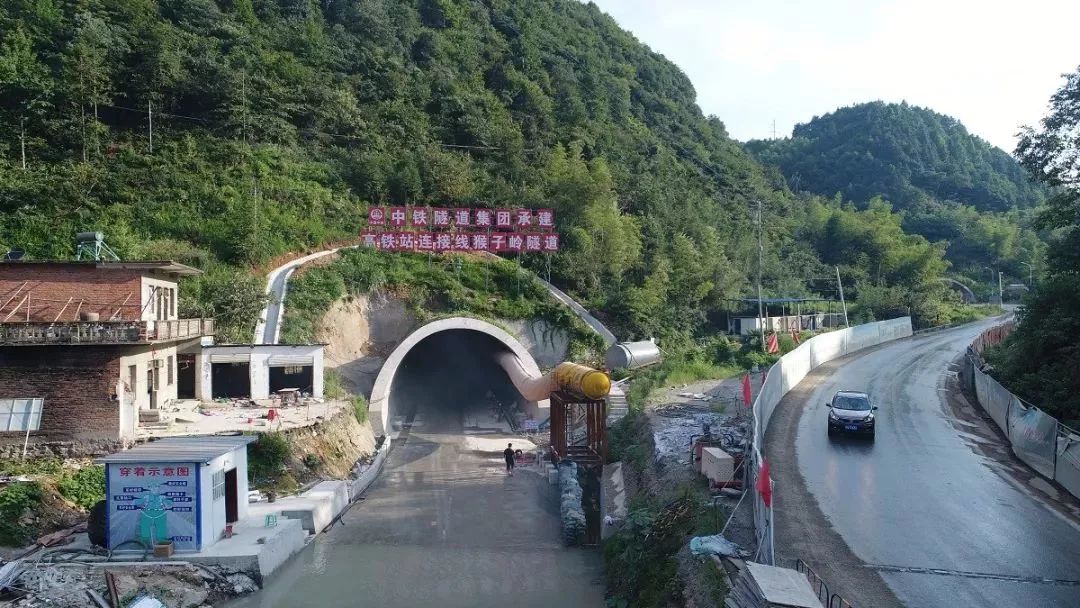 揭秘 | 万众期待的金寨高铁站连接线项目建设历