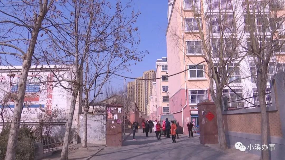 凭啥?小区来了新物业,换完电表还要再涨电费?