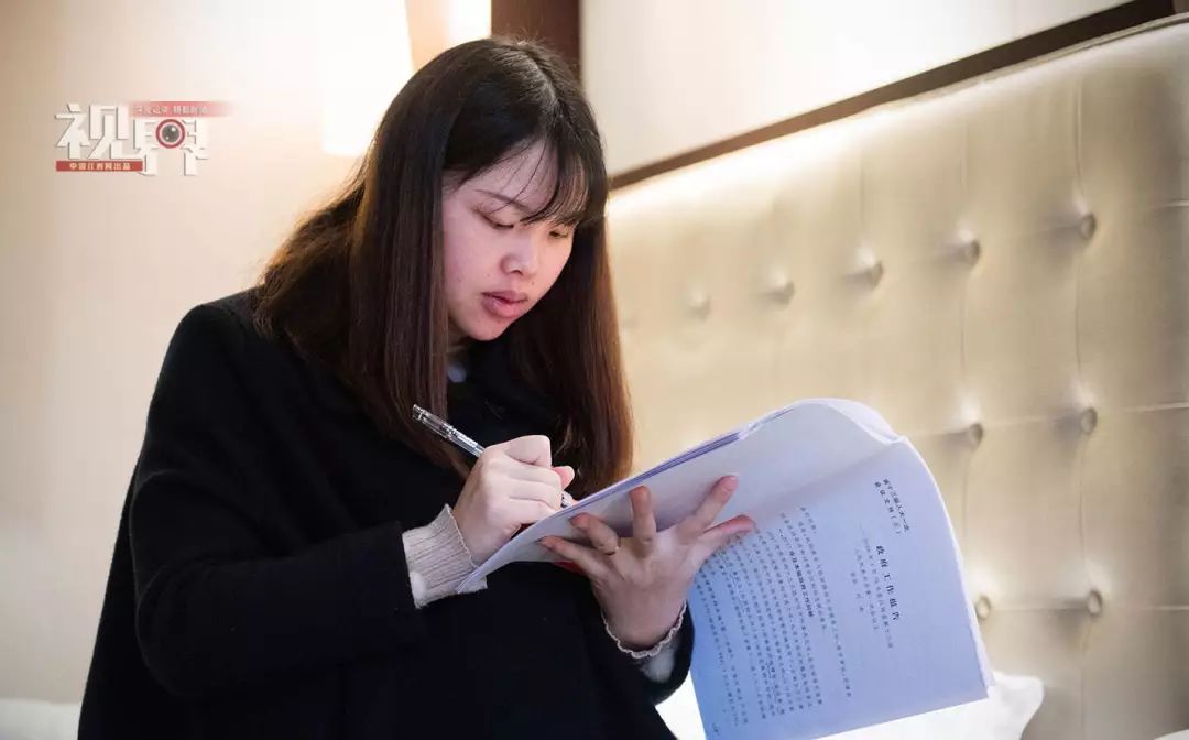 江西这个准妈妈厉害了!带着肚子里9个月的娃来