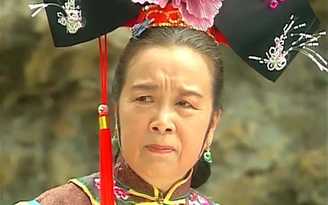 重播20年仍碾压收视率,皇后令妃换身份的《还珠格格》开始毁童年!