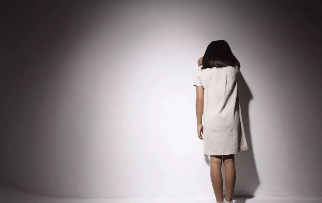 图:黄桥一9岁男孩被妈妈打死:当心你的愤怒会杀死孩子!