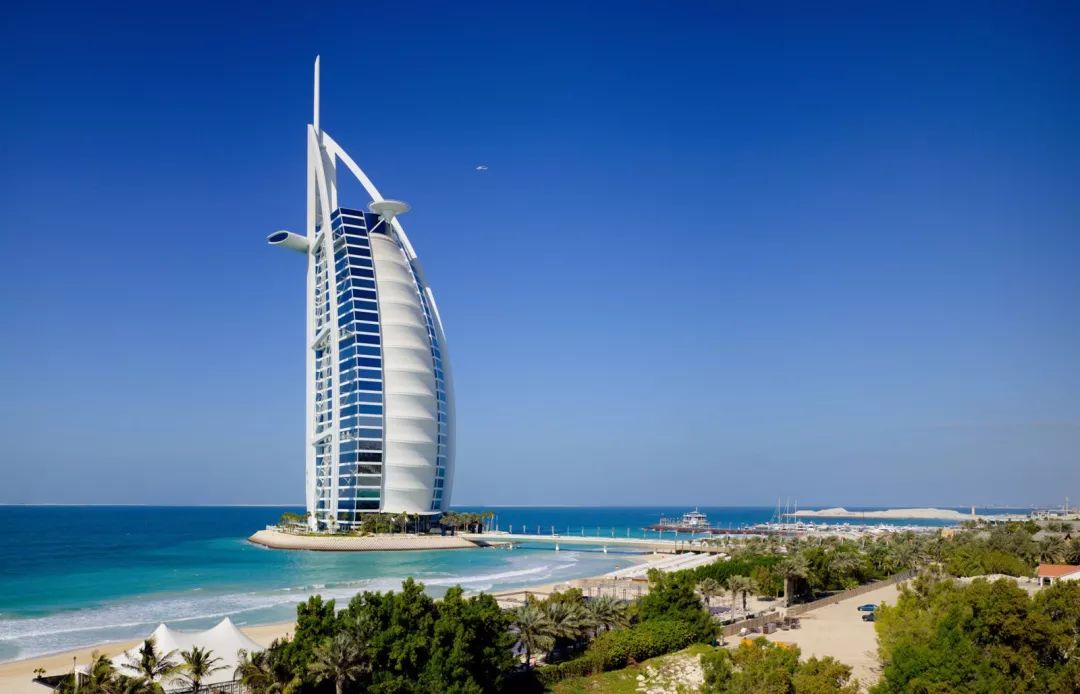 2018中国护照免签国家最新版发布!先从这60多