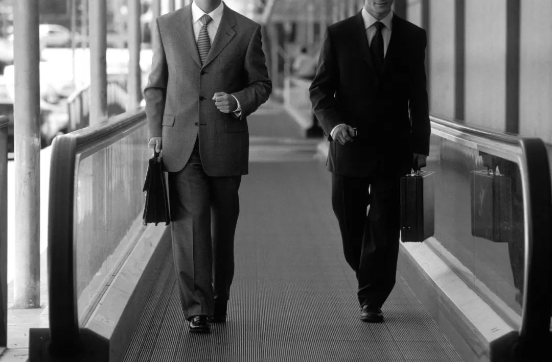 黄牛和抢票软件,究竟让票更好买还是更难买了?