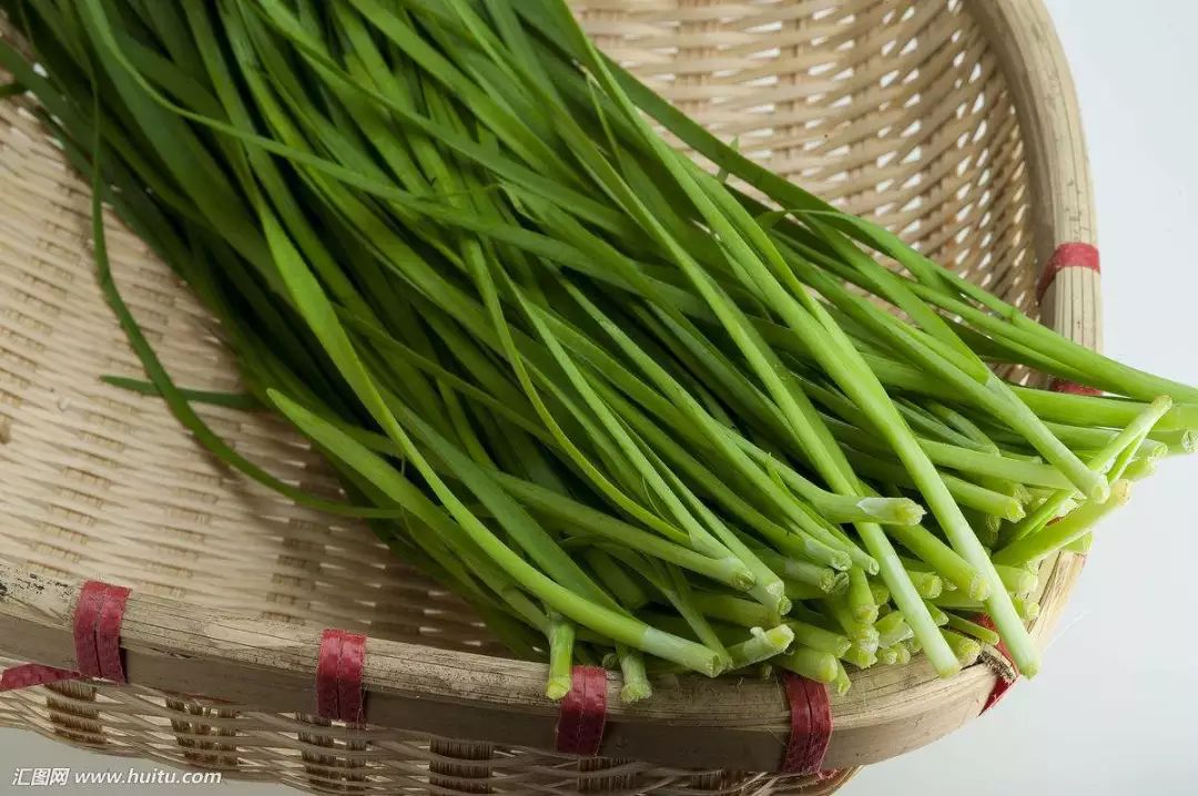 【实用】咋挑头刀韭菜?咱得心里有数!