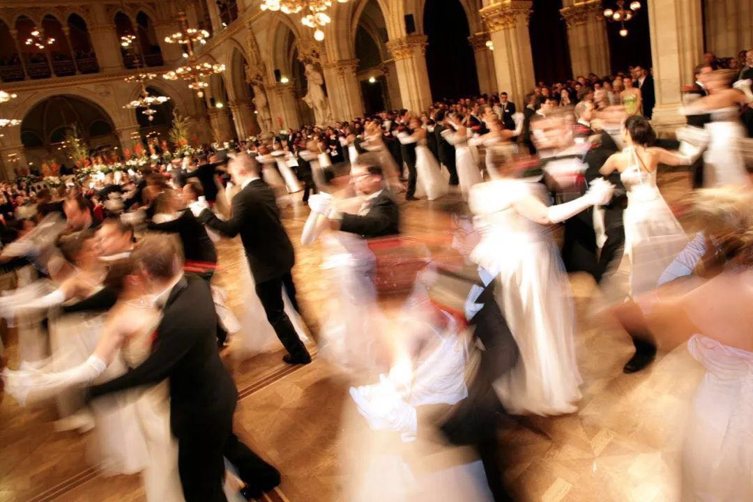 奥地利舞会季:从“冬日”舞进“春天里”