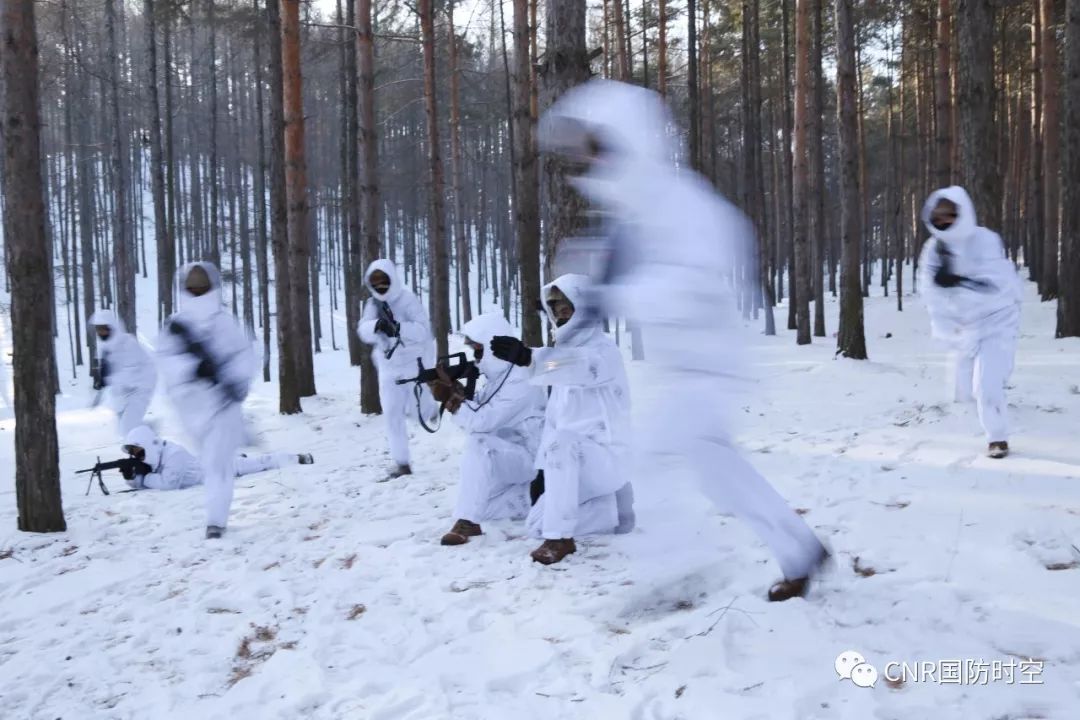 组图:数九寒天,这组图告诉你特种兵都在忙些啥