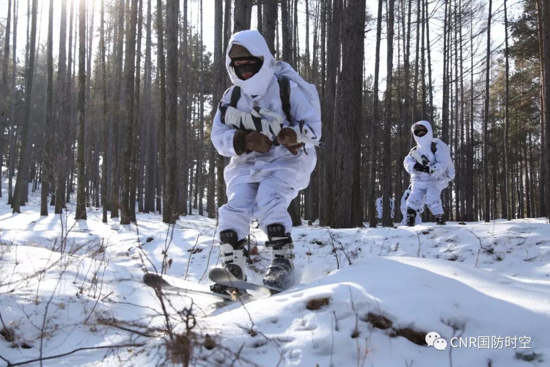 组图:数九寒天,这组图告诉你特种兵都在忙些啥