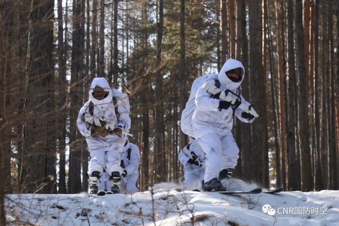 组图:数九寒天,这组图告诉你特种兵都在忙些啥