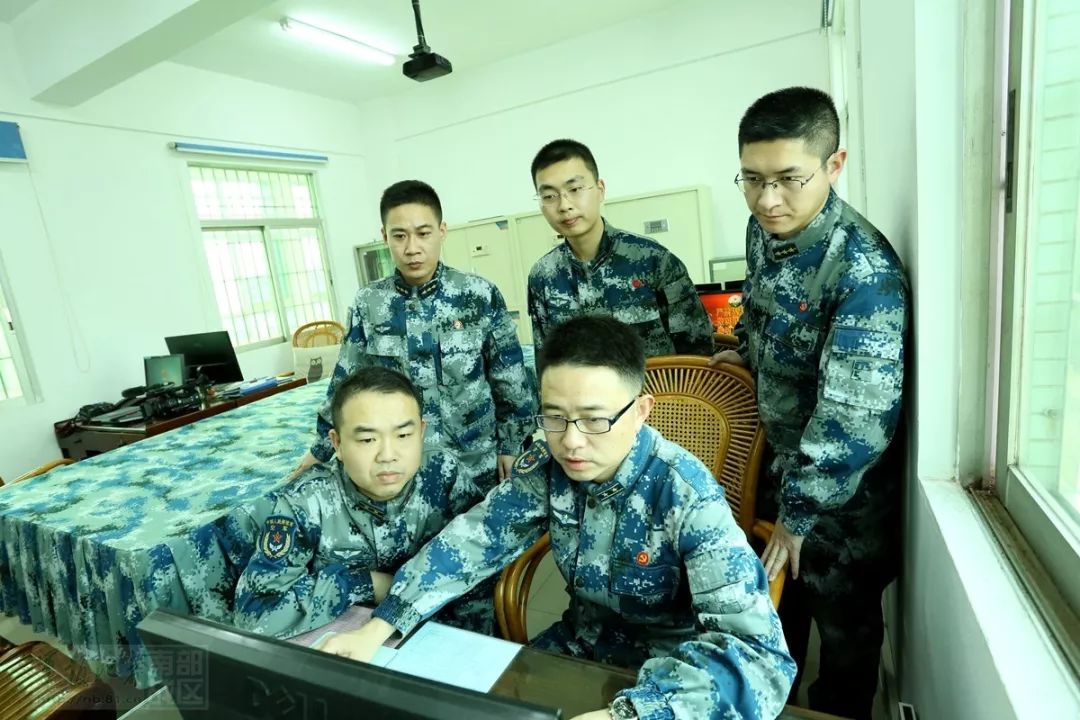 南部战区空军雷达某旅前哨先锋先进典型颁奖典礼侧记