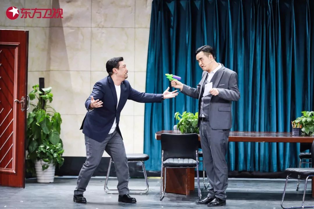 脑洞大开!卢鑫玉浩趣说超级英雄,你被逗乐了吗