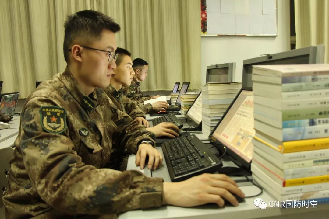 曝光:部队新闻报道员是怎样炼成的?