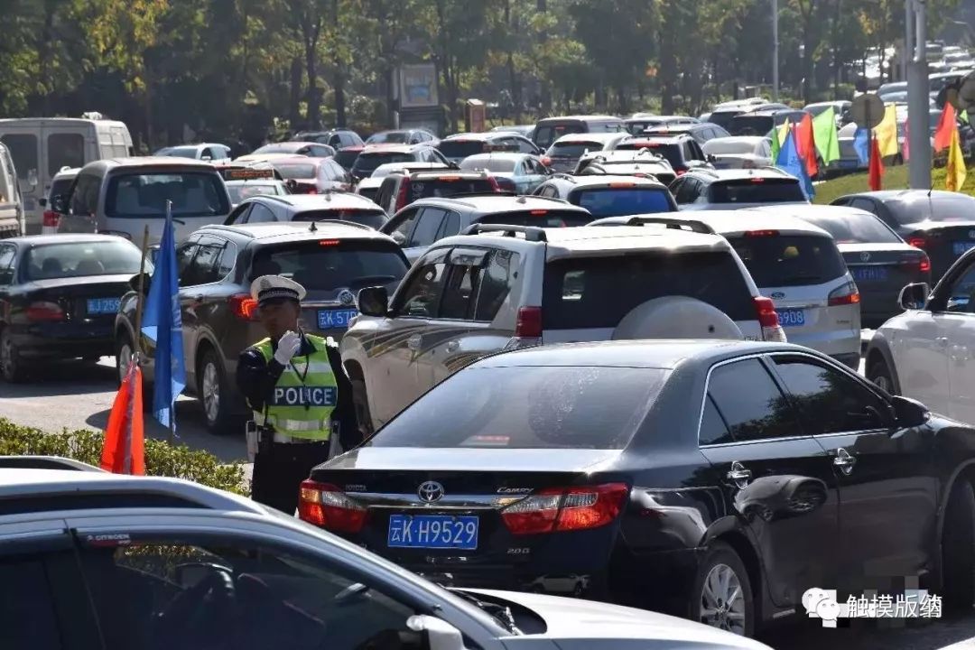 史上最堵!百万大军春节突袭版纳,多地沦陷!还有大批人马在前进