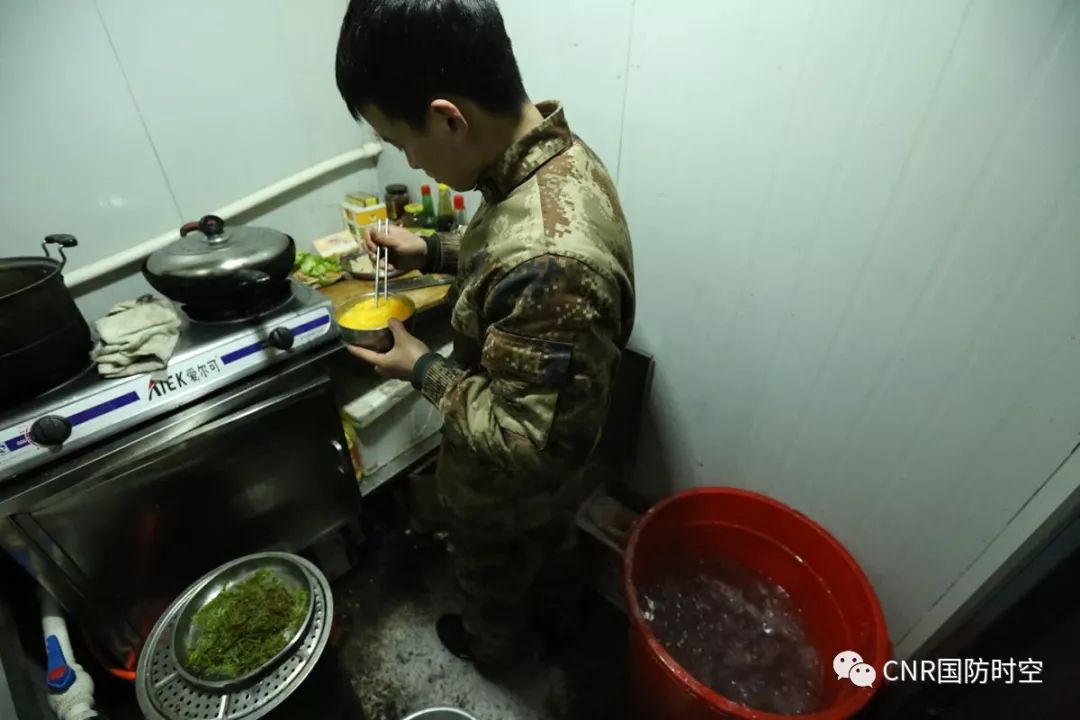 新春走军营丨春节，边防官兵为祖国守安宁