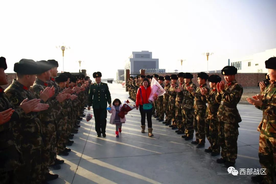 战友,你还记得部队春节正确的打开方式吗?