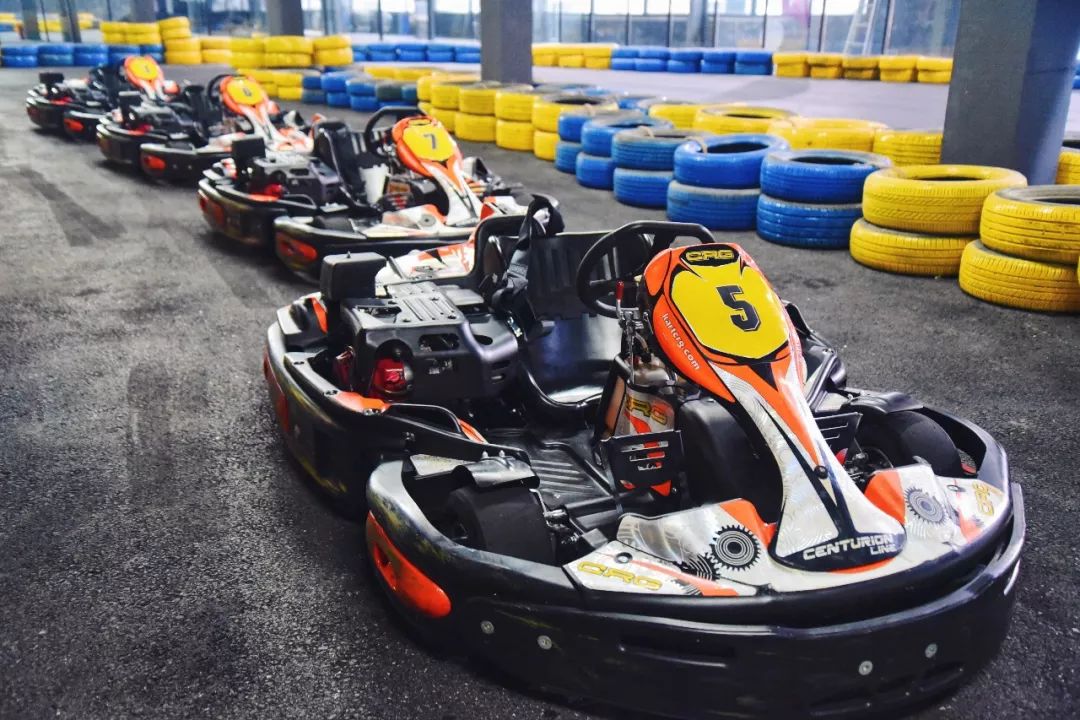 重磅福利!天津最专业最刺激卡丁车免费玩!感受