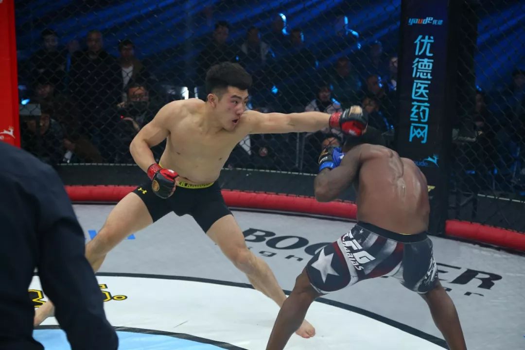 武林笼中对预告:马豪斌挑战菲律宾黑马,永顺重击西班牙科比!
