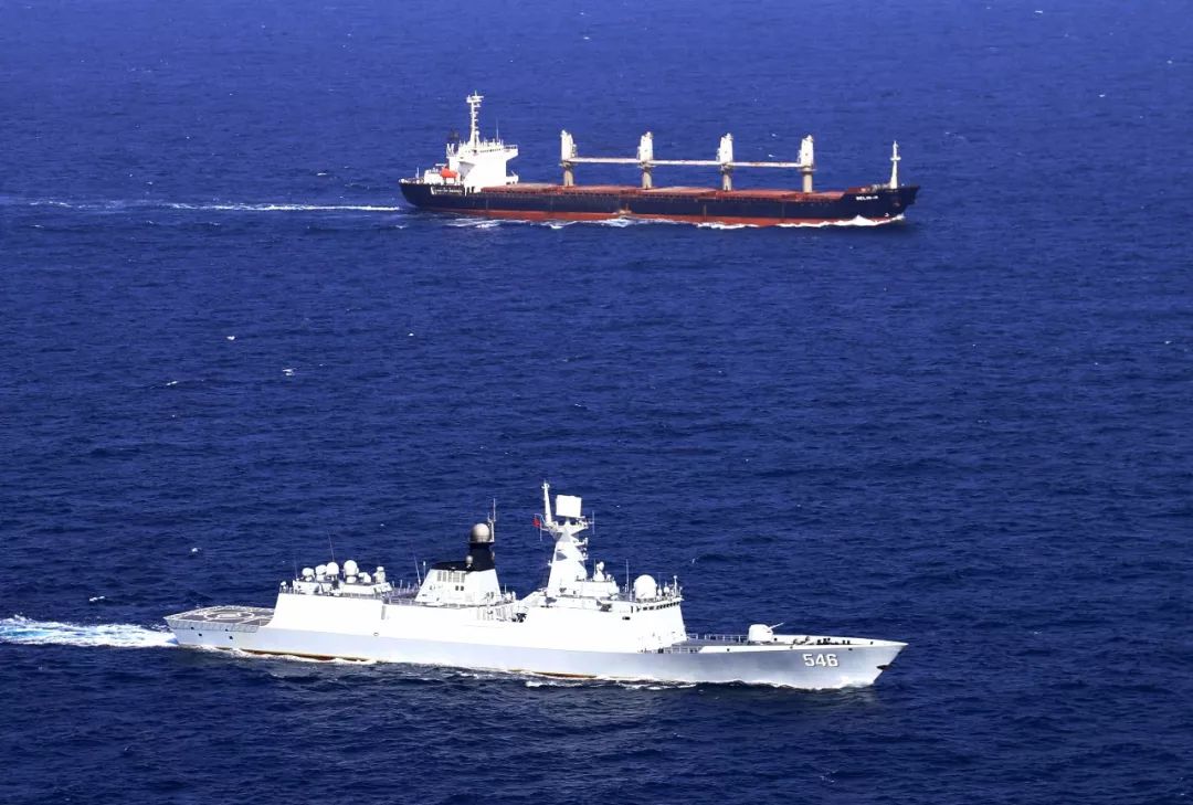 归途不解甲!海军第二十七批护航编队大洋深处