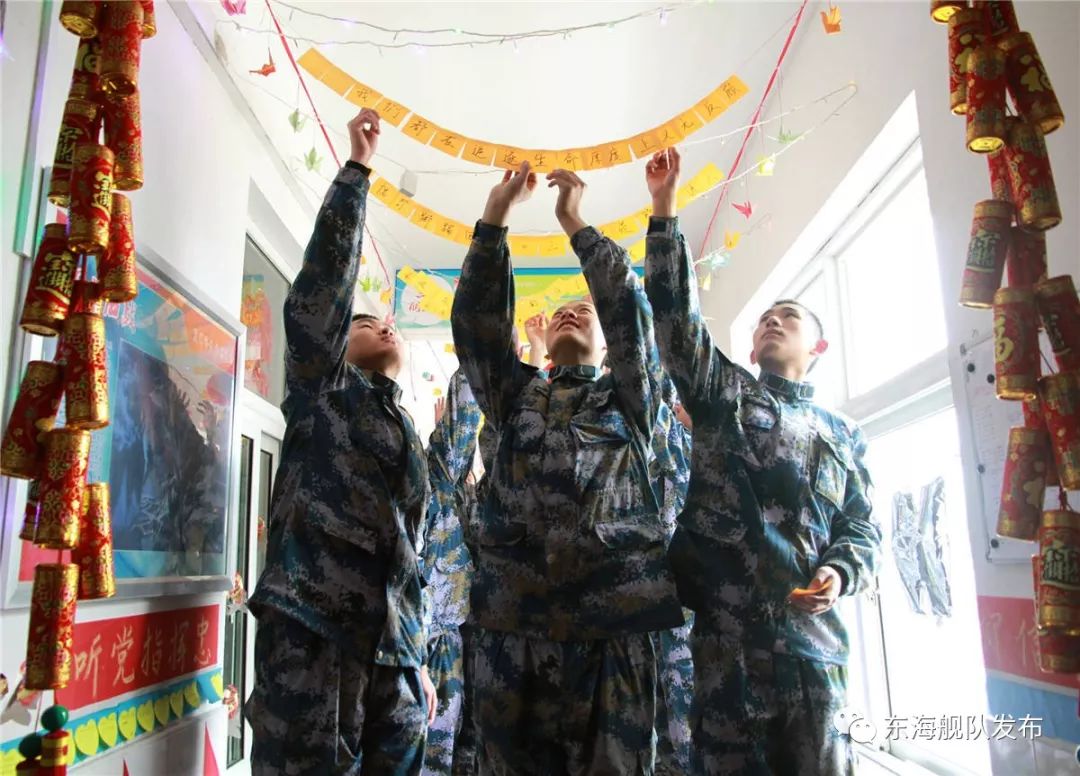 来到部队后的第一个春节,看学兵们有什么感受