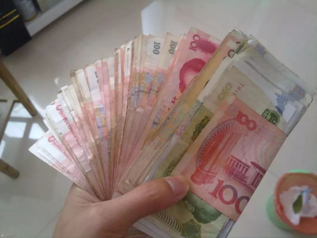 确认过眼神,我遇上了广东人 俾10蚊利是系乜