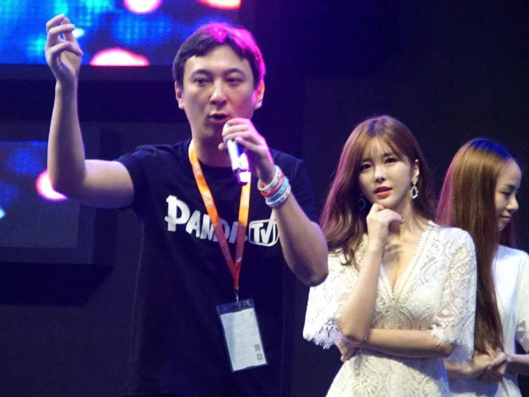 成兵:映客、熊猫TV们的 复活券 ?|王思聪|App|周