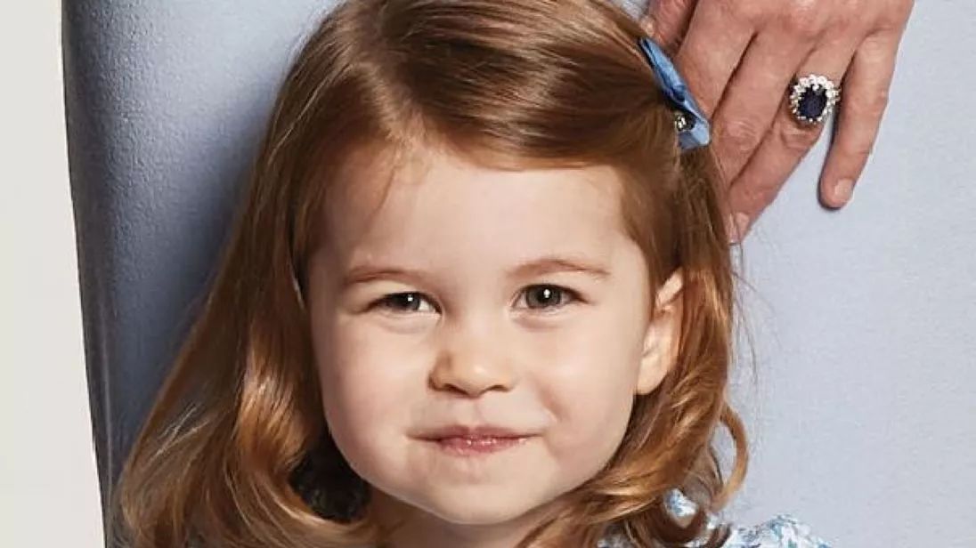 夏洛特小公主要上的幼儿园,学费比你家门口的