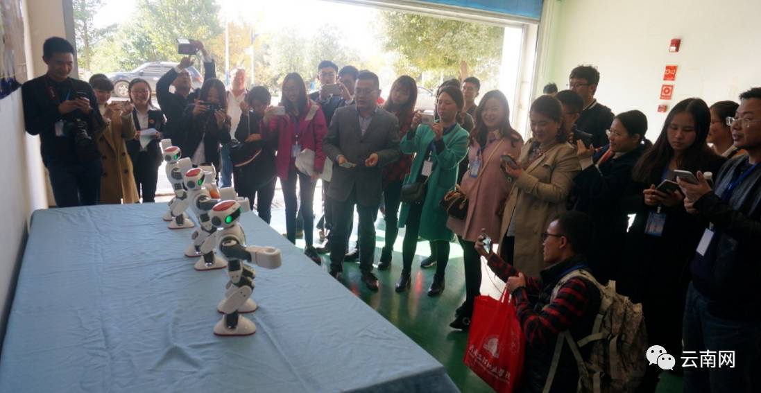 会造卡丁车也会剪窗花、会造机器人也会画图纸