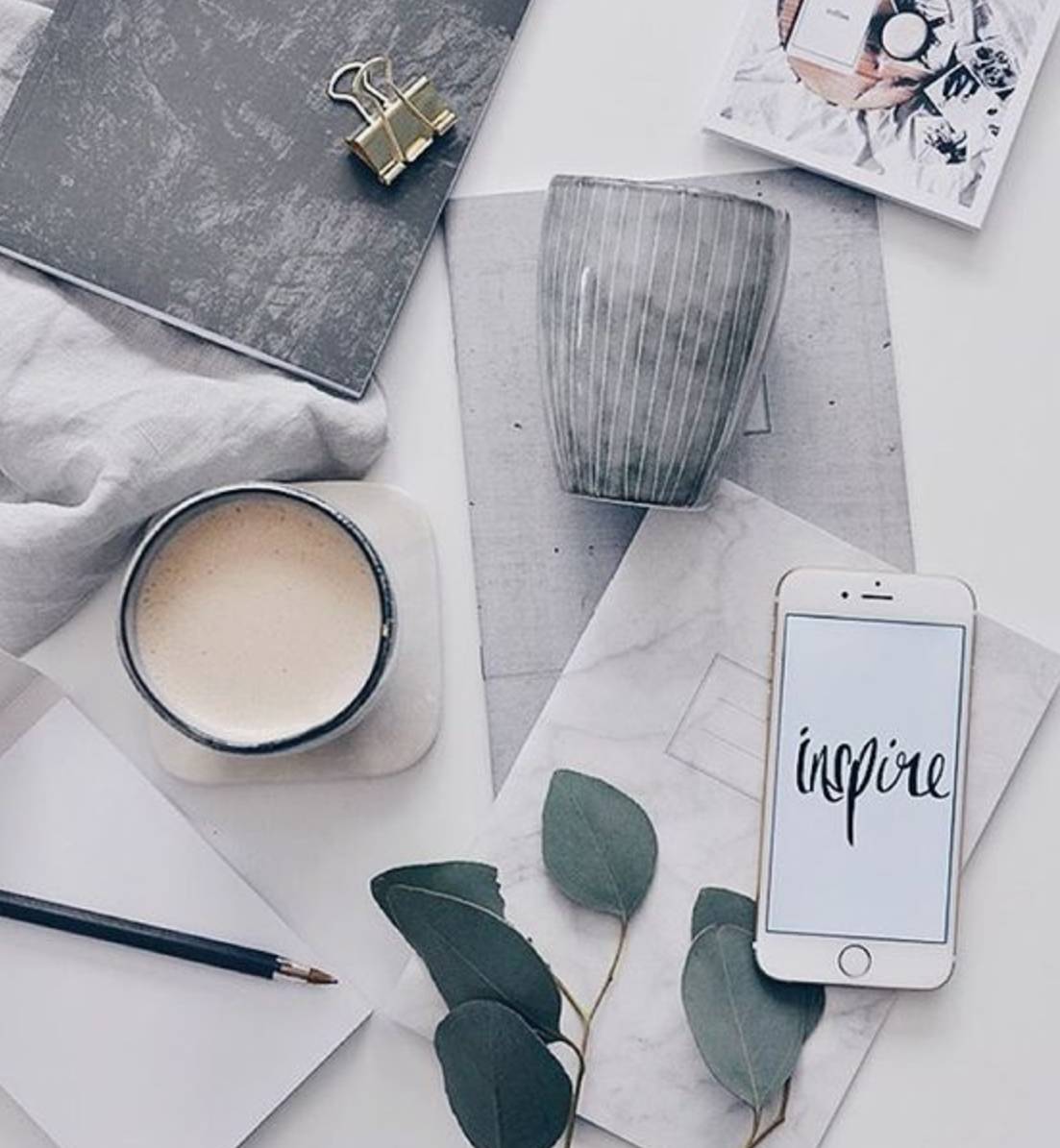 手机没电了,按下这几个键,电量增加50%,还能用