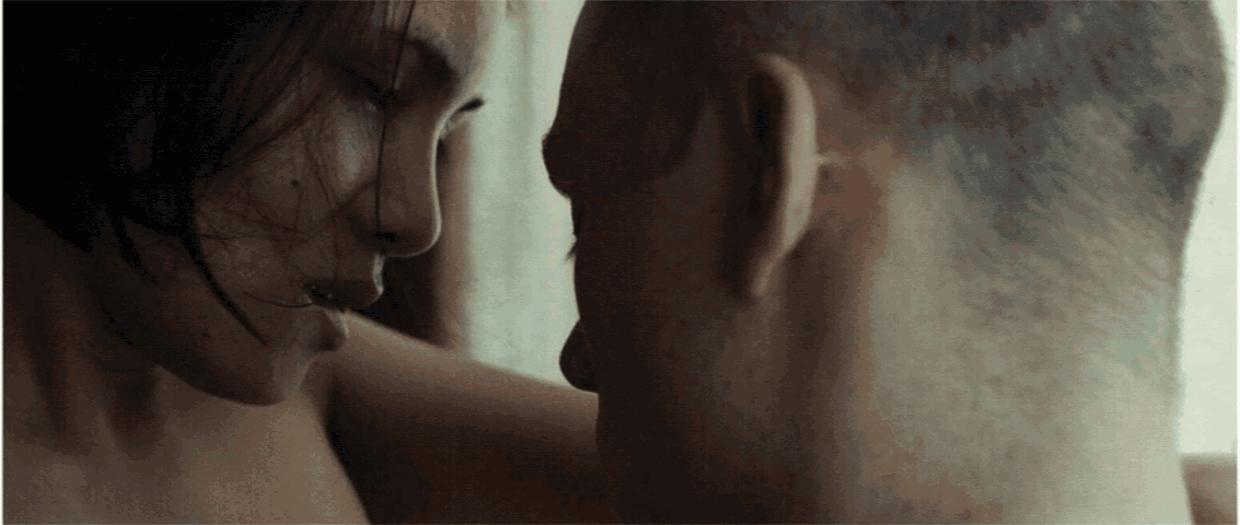 白人小伙误入泰国死亡监狱,上演炼狱求生版《肖申克的