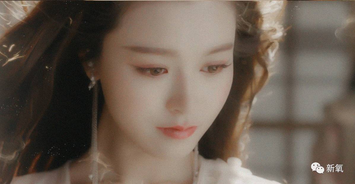 在蒋勤勤面前,张钧宁演第一美人尬不尬?|蒋勤勤