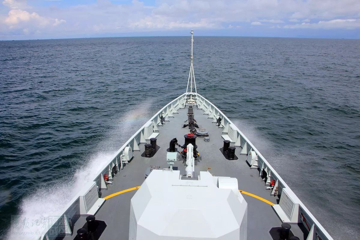 南海舰队某护卫舰支队组织舰艇进行海上训练|南海舰队|舰艇|训练_新浪军事_新浪网
