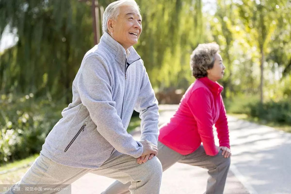 千金难买老来瘦?老年人要当心因太瘦患上“肌少症” | 知识帖|老年人|饮食|复旦大学_新浪新闻