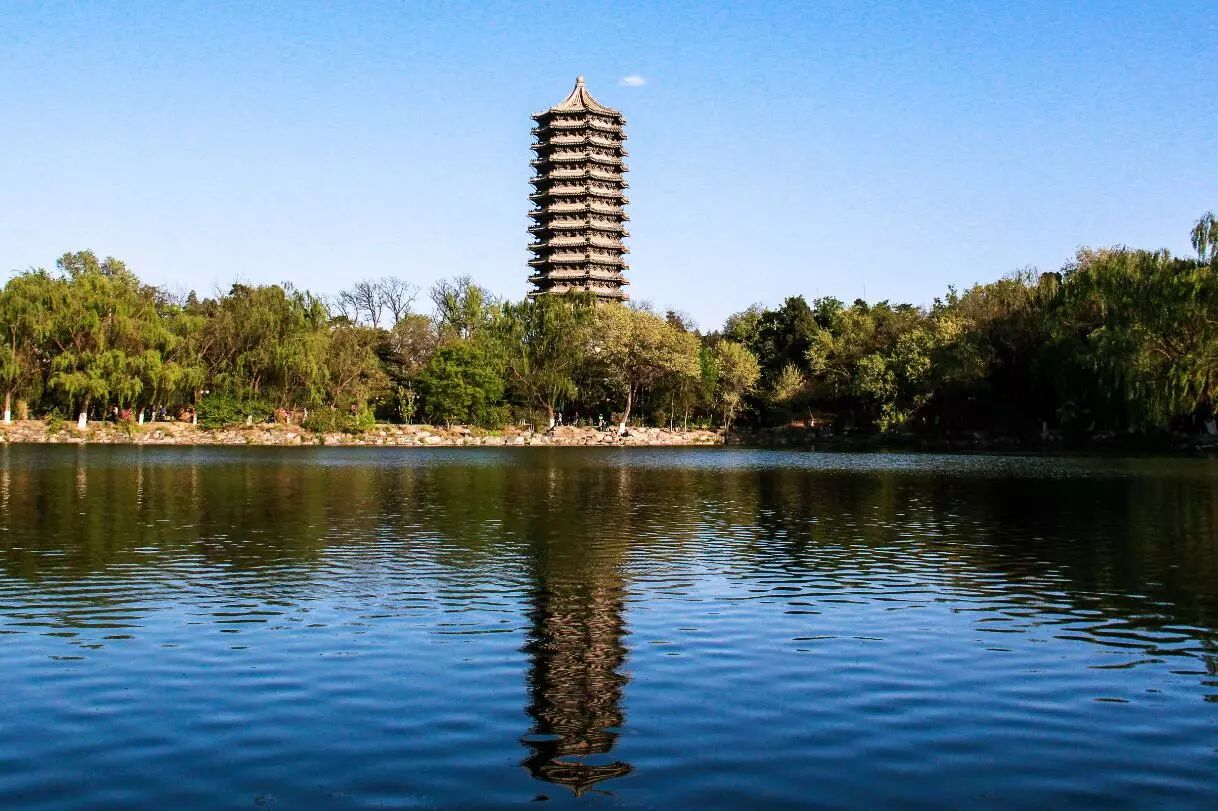 人开出100万年薪+800万房补…|高校教师|千人