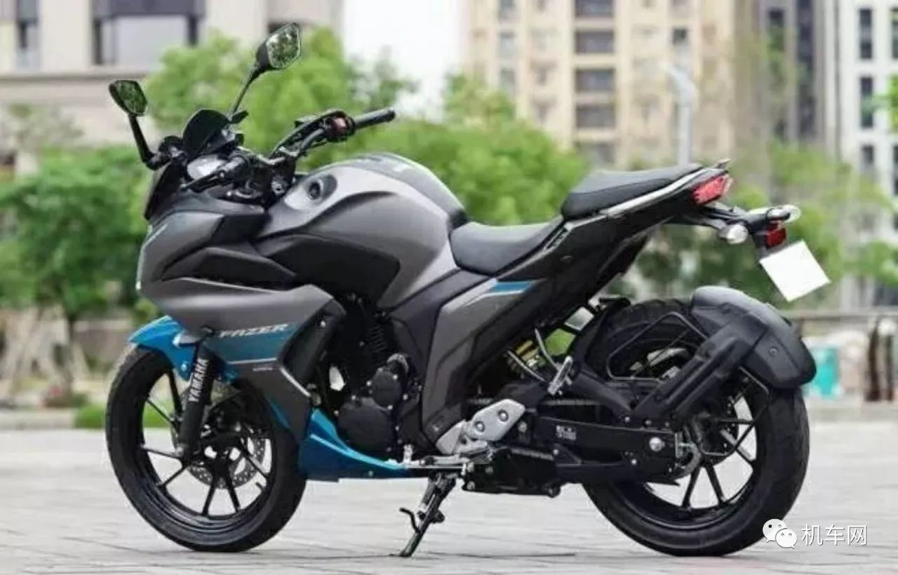 印度飞致250再升级,运动旅行版Fazer 250问世
