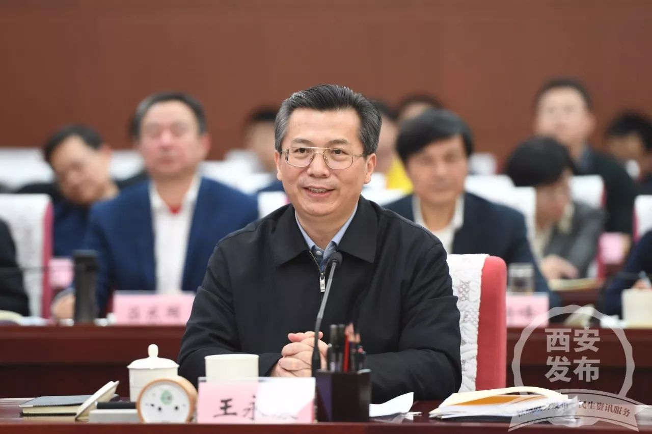 龙元建设董事长_元龙